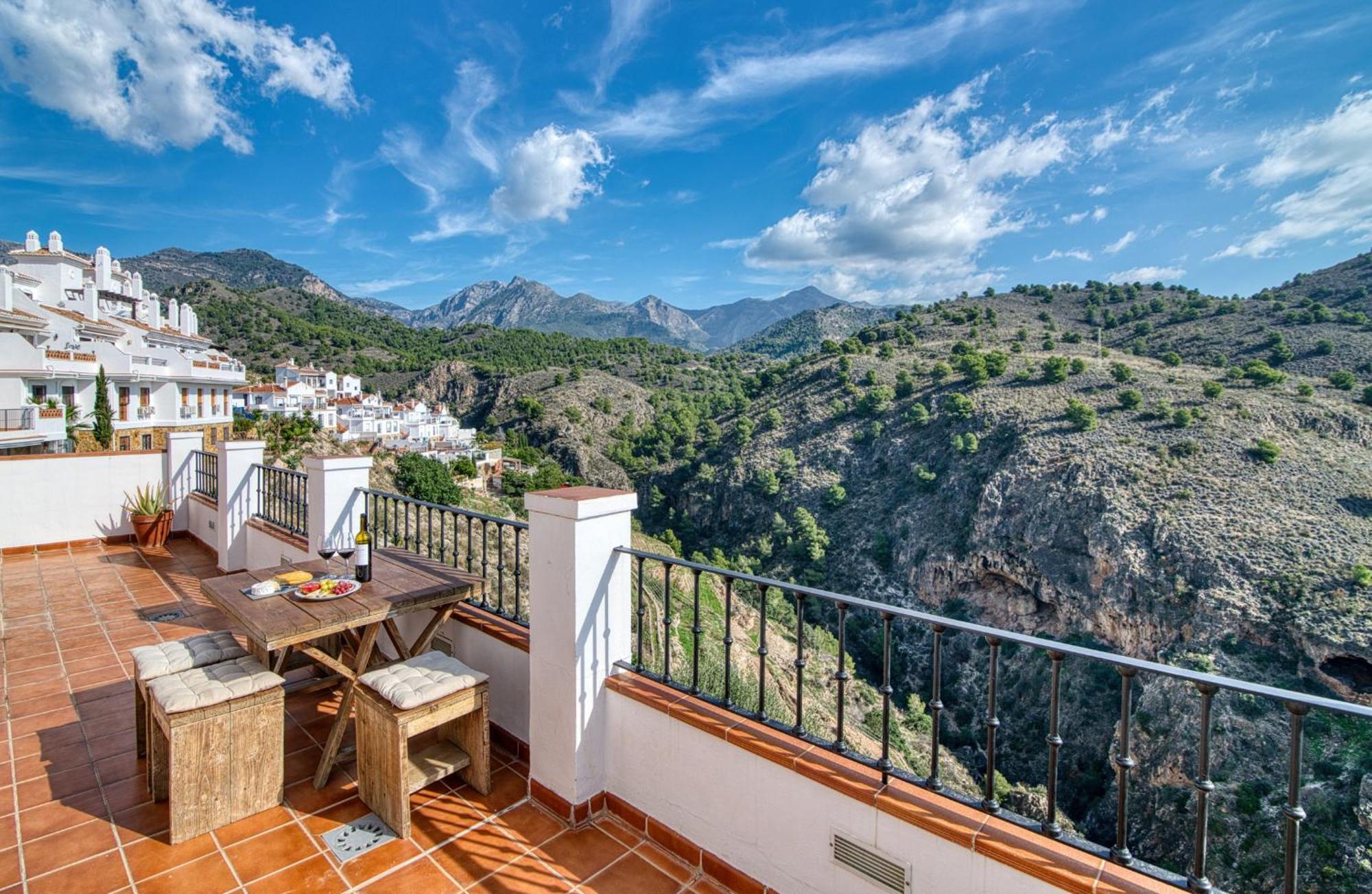 La Perla De Frigiliana Suites & Villa Buitenkant foto